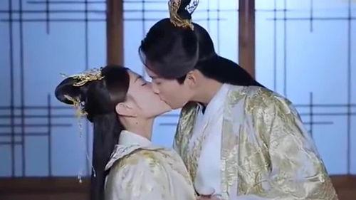 双世宠妃吻戏视频花絮,双世宠妃吻戏花絮浪漫揭秘